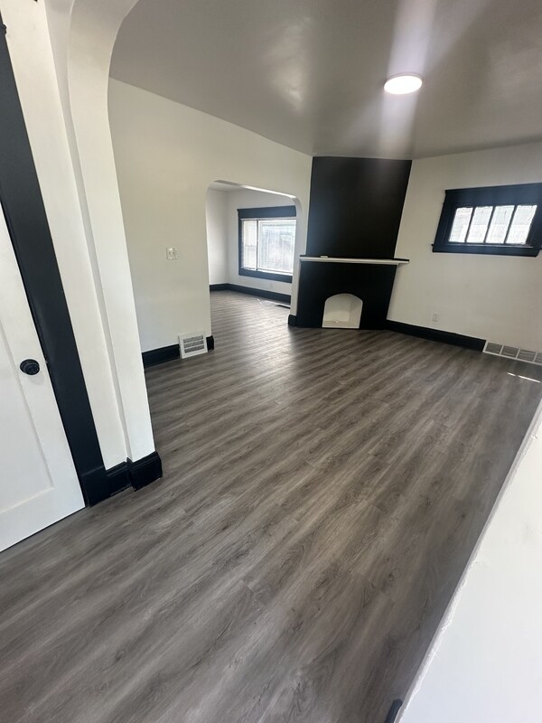 Foto del edificio - 11320 Durant Ave