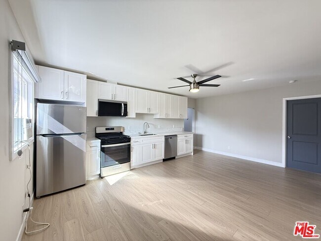 Foto del edificio - 1505 Cochran Ave