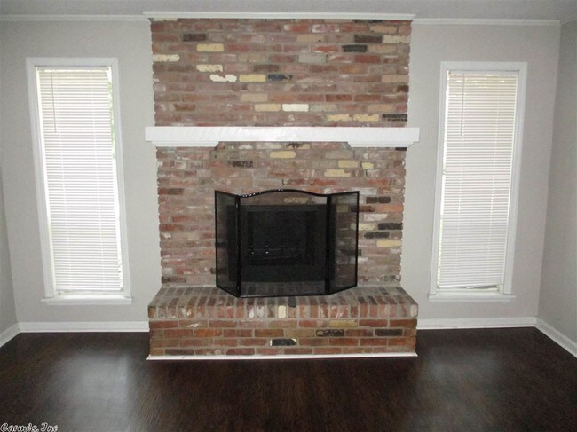 Building Photo - 6613 Tena Ln