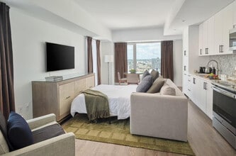 Building Photo - 200 Spring Garden St