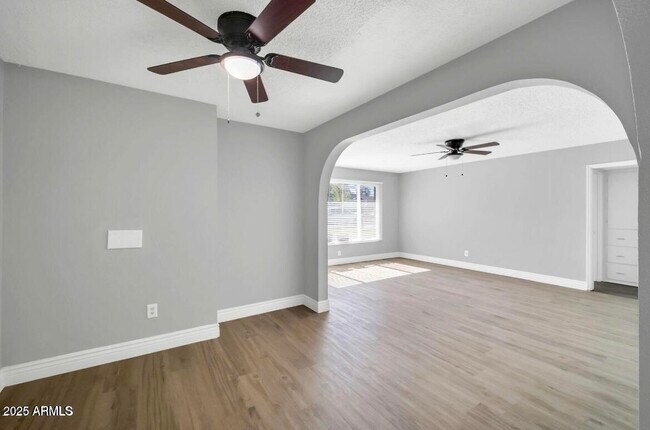 Foto del edificio - 7039 N 15th St