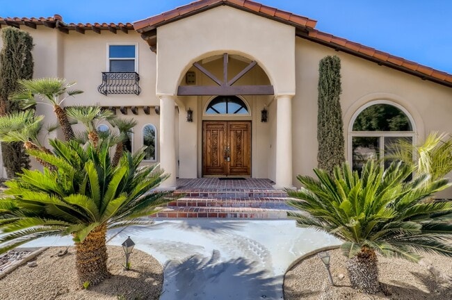 Building Photo - 3175 S Tenaya Way