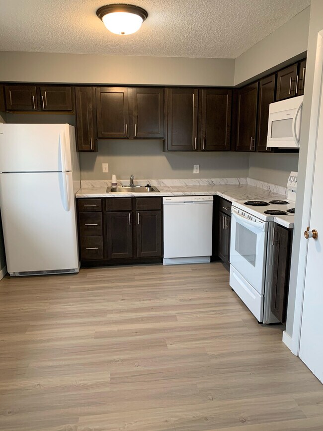 Foto del edificio - 2735 E Ave NW