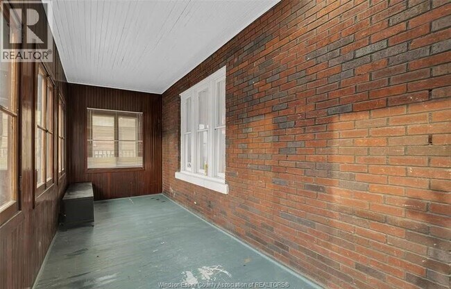 Photo du bâtiment - 930 Church St