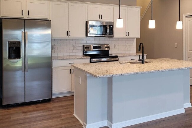 Foto del edificio - 1213 Ayla Ave