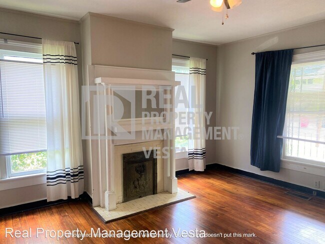 Building Photo - 3 br, 2 bath House - 1371 Ross Street