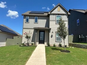 Building Photo - 9517 Balmy Ln