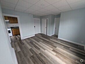 Building Photo - 96 Summer Ave