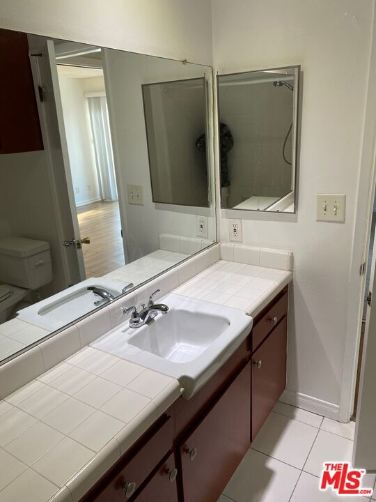 Foto del edificio - 4244 Duquesne Ave