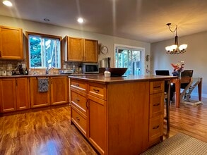 Building Photo - 1601 Dalmatian Dr