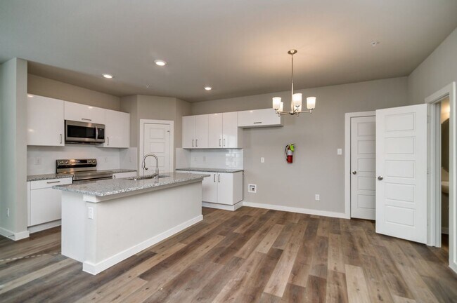 Foto del edificio - GORGEOUS 2 BEDROOM FOUR PLEX LOCATED IN MIDLOTHIAN ISD!