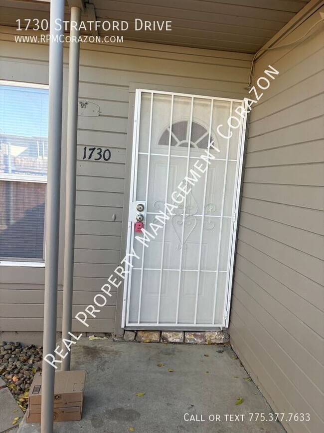 Building Photo - 3 bed 1 bath newly remodeled unit! New eve...