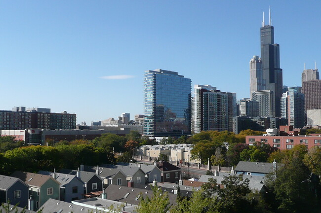 Foto del edificio - 1255 S State St