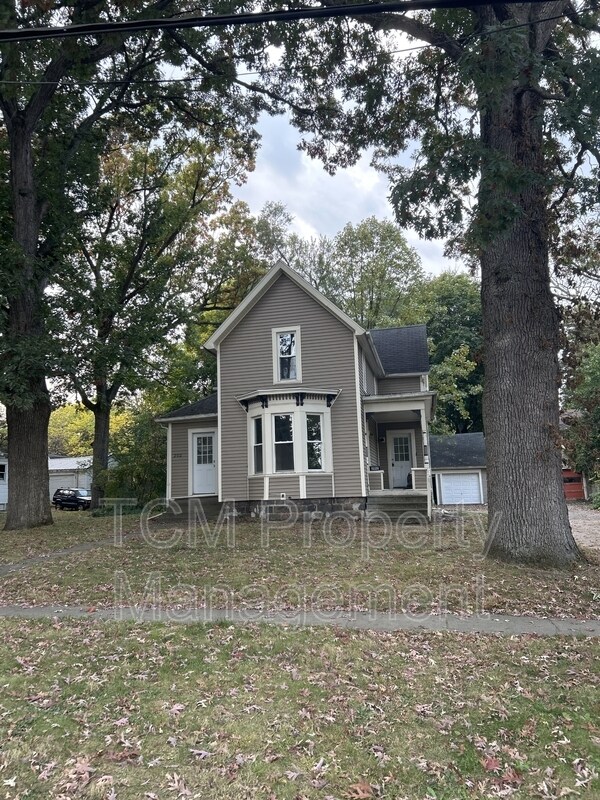 202 S Bowen St, Jackson, MI 49203 House Rental in Jackson, MI