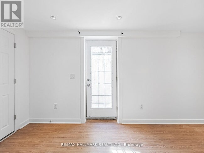 Building Photo - 17 Crane Crescent