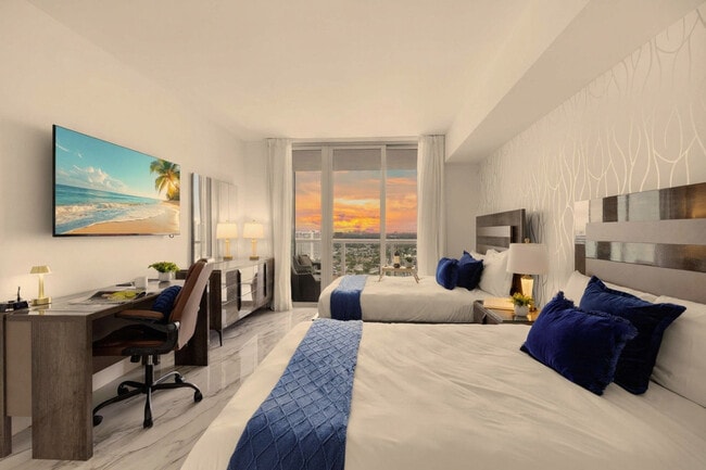 Building Photo - 2602 E Hallandale Beach Blvd