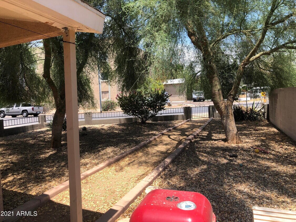 33 E Ruth Ave Unit 1, Phoenix, AZ 85020 Apartment for Rent in Phoenix