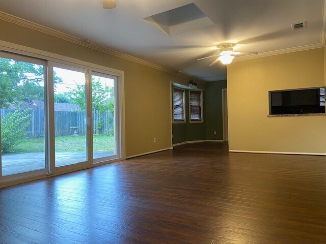 Building Photo - 10514 Haddington Dr