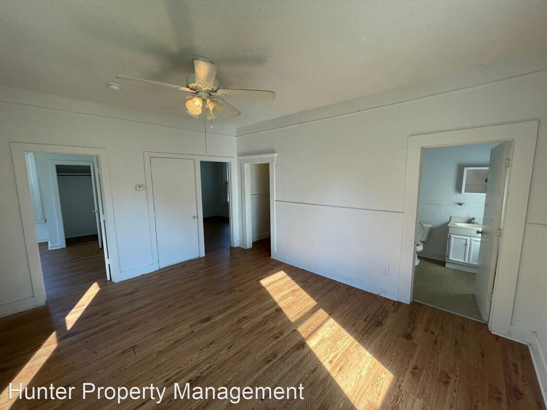 Primary Photo - 2 br, 1 bath House - 1031W Monroe Terrace