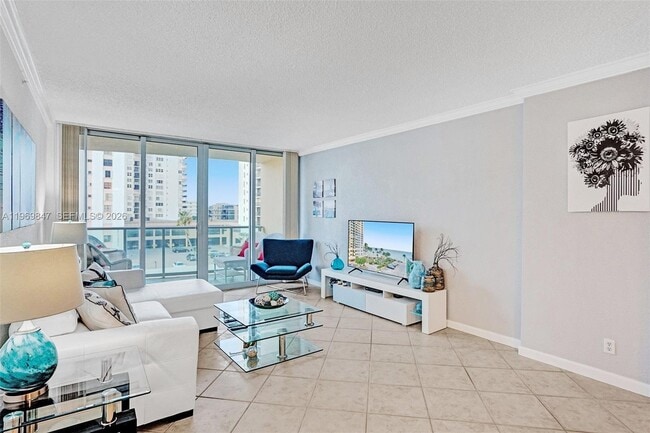Foto del edificio - 2501 S Ocean Dr