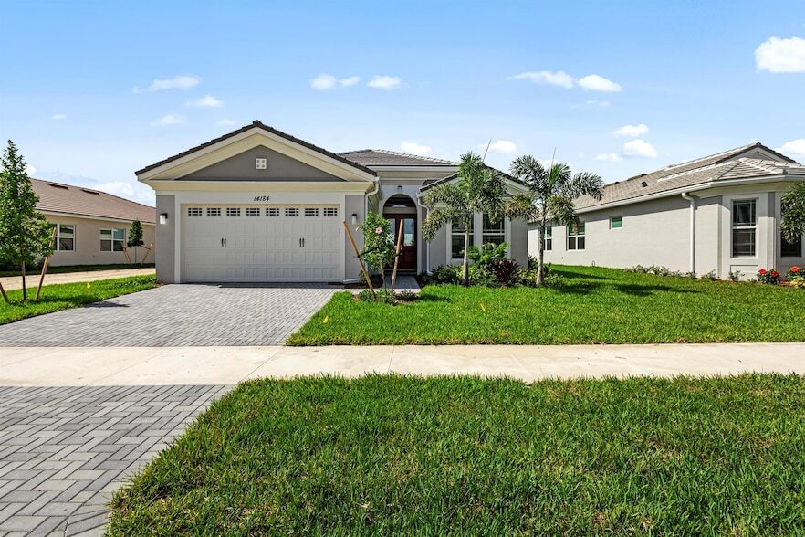 Foto principal - 14184 Lacebark Ln
