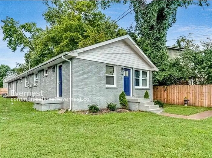 Foto principal - 1728 17th Ave N