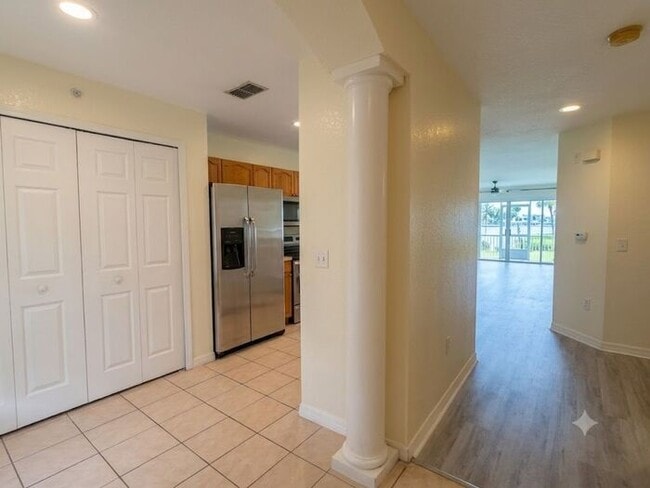 Building Photo - 2607 Emerald Lake Ct