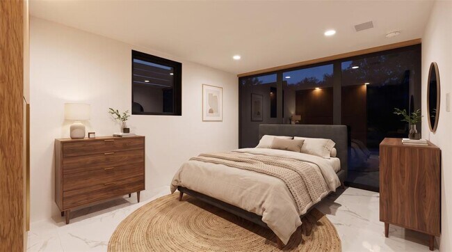 Foto del edificio - 2416 E 10th St
