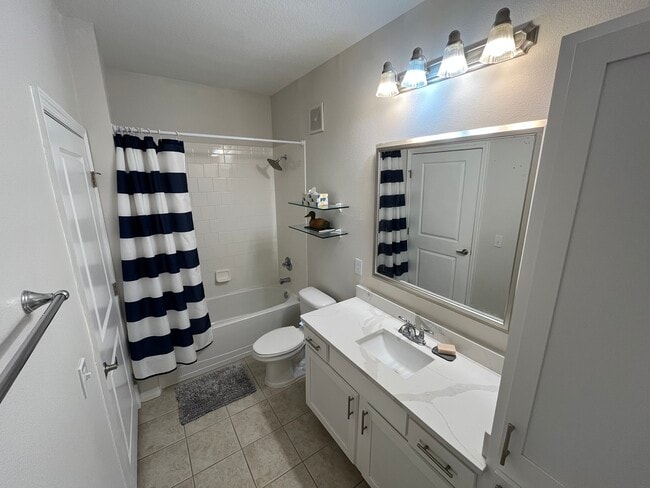 Foto del edificio - 12700 Bartram Park Blvd