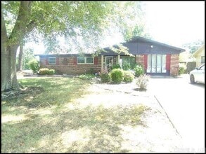 Building Photo - 8801 Mayflower Rd