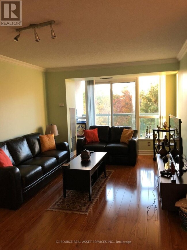 Building Photo - 2585 Erin Centre Blvd