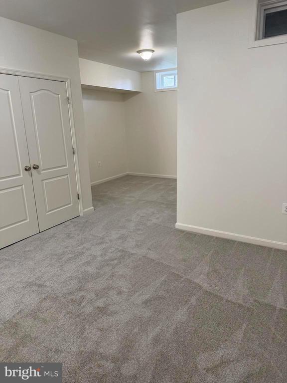 Building Photo - 388 Starkey's Landing