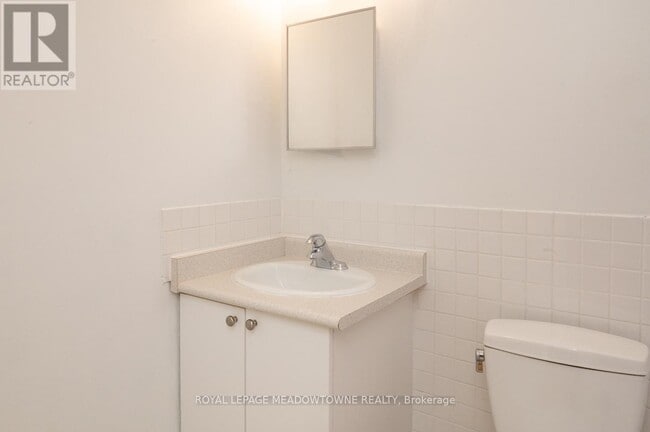 Photo du bâtiment - 1017 Seneca Ave