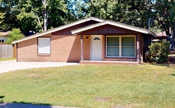 Building Photo - 4403 Ventura Dr