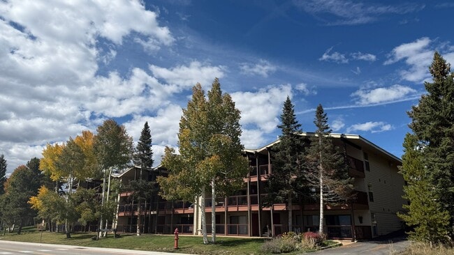 Building Photo - 244 W Lodgepole St