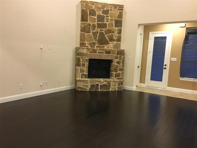 Foto del edificio - 7408 Durand Dr