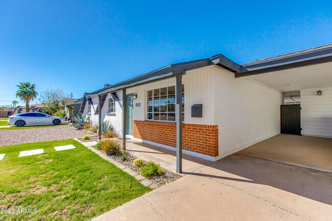 Foto del edificio - 1812 S Shafer Dr