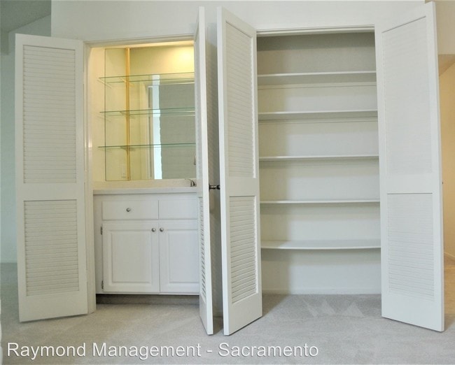 Building Photo - 4322-4360 Fair Oaks Blvd