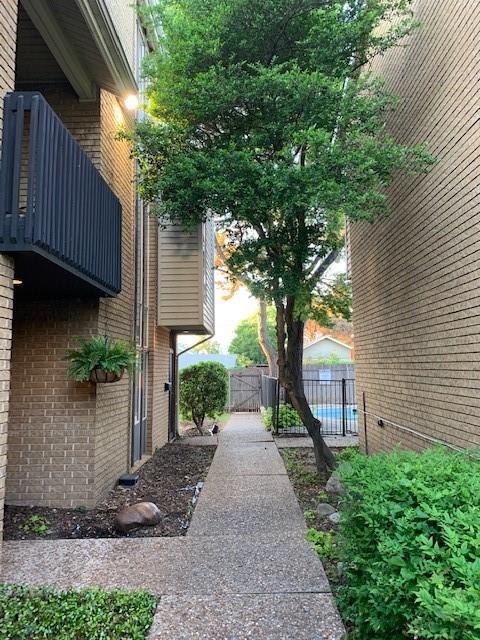 Foto del edificio - 2246 Irwin St
