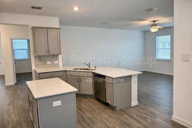 Foto del edificio - 1208 Mesquite Ln