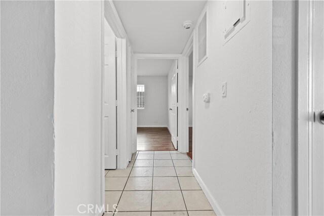 Foto del edificio - 5915 Woodman Ave