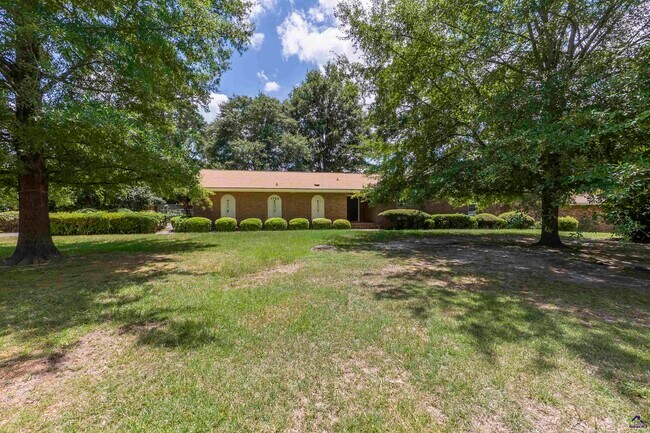 Foto del edificio - 1726 Greenwood Cir