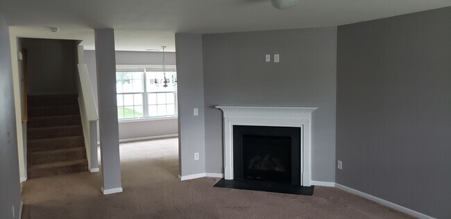 Foto del edificio - 1144 Waterlyn Dr