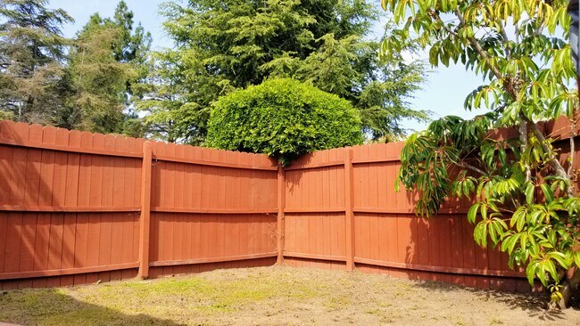 Foto del edificio - 4047 Van Buren Pl