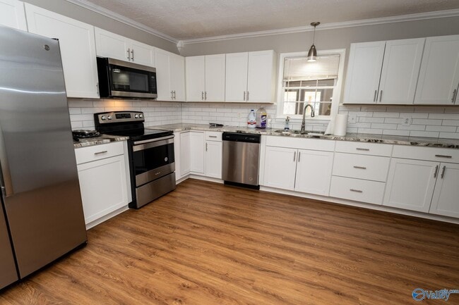 Foto del edificio - 2215 Fairfax St NE