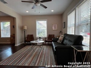 Foto del edificio - 522 W Ridgewood Ct