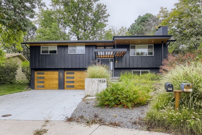 Foto del edificio - Sleek 4 bed, 3 bath N. Boulder Home!
