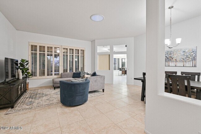 Foto del edificio - 14508 W Corral Dr