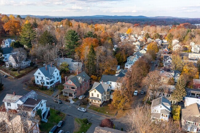 Foto del edificio - 57 Summer St