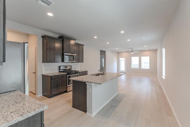 Building Photo - 9327 Colonial Bent Pl